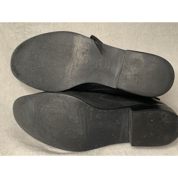 UGG Glee Leather Ankle Bootie Black 7.5- size zip, logo stylish and comfortable - Picture 5 of 10